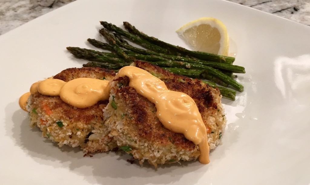 Crab Cakes with Creamy Sriracha Yummy Noises