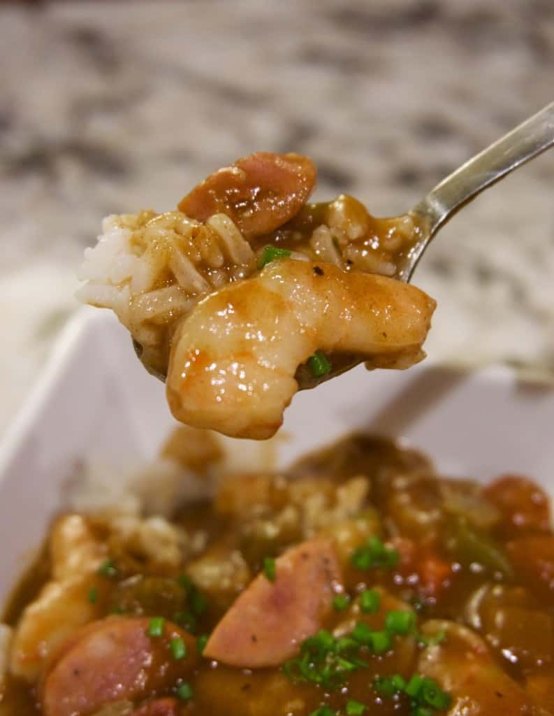 Shrimp and Sausage Gumbo | YummyNoises.com