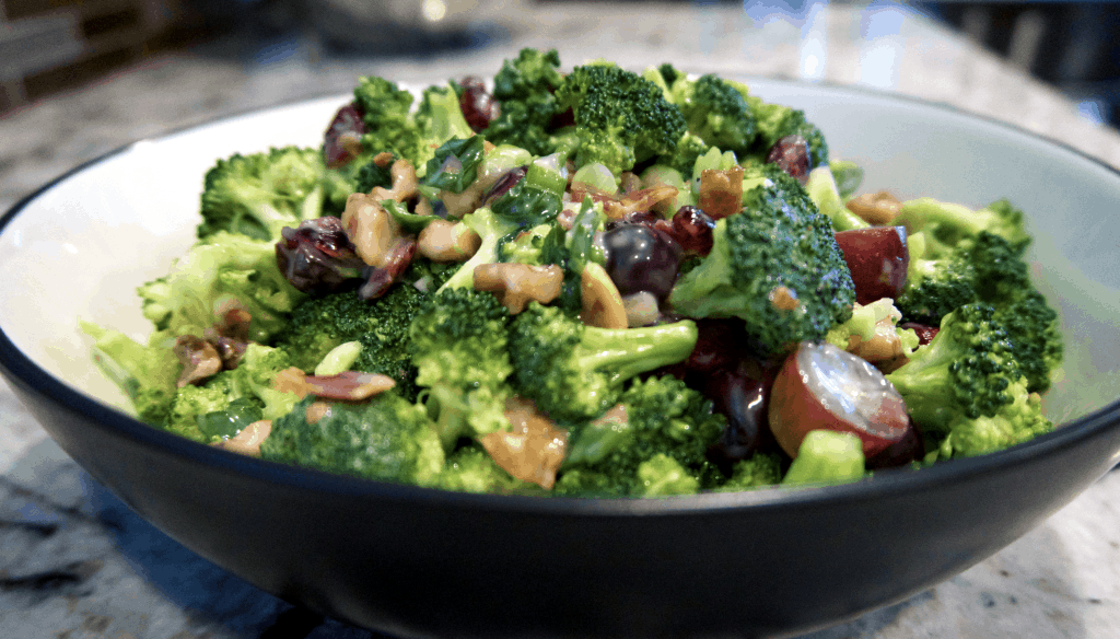 Broccoli Salad | YummyNoises.com