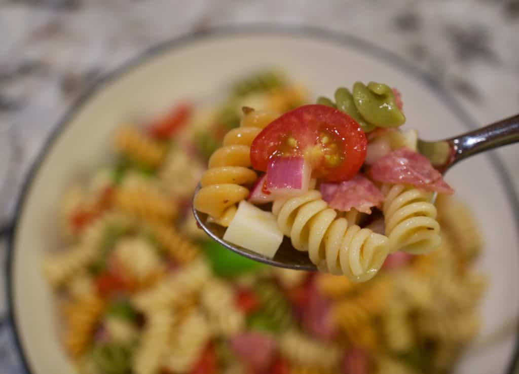 Tasty Italian Pasta Salad | YummyNoises.com