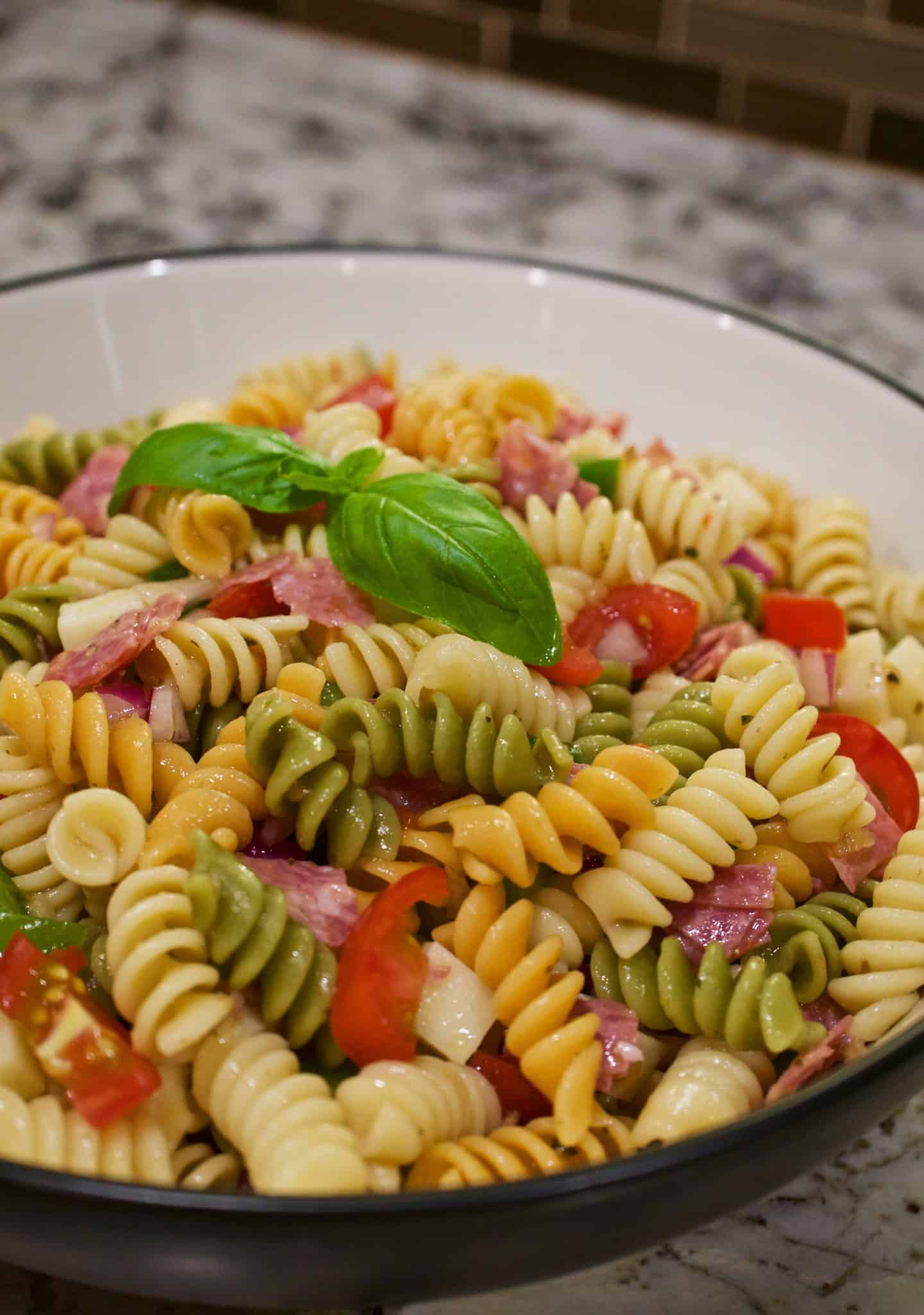 Tasty Italian Pasta Salad - Yummy Noises